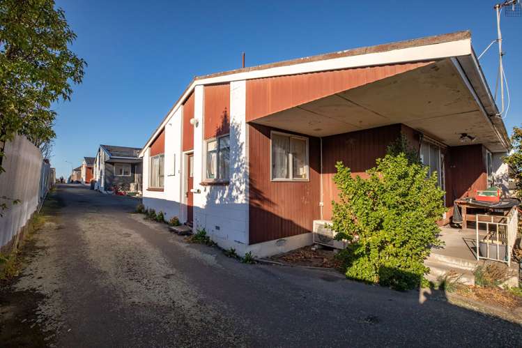 5/88 Le Cren Street Seaview_14