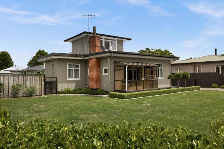 915 Lawrence Street Akina_23