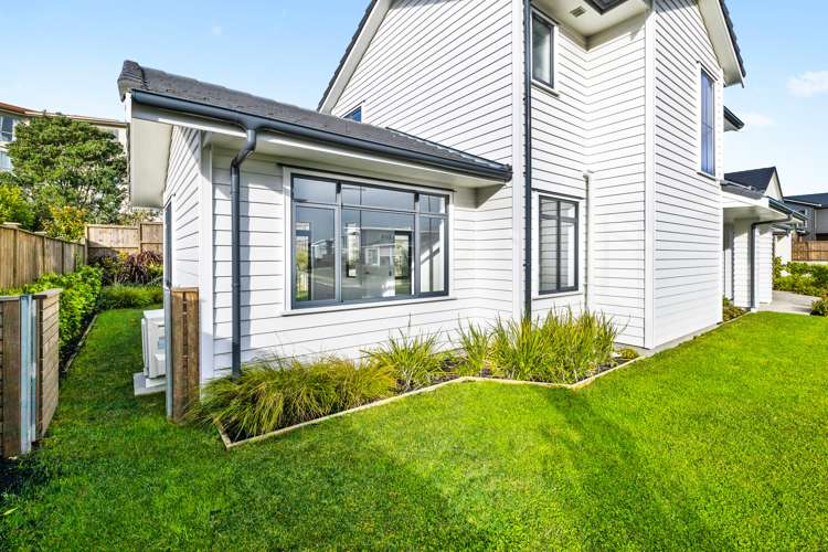 21 Couldrey Crescent Red Beach_5