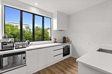 32/17 Lyon Avenue_1