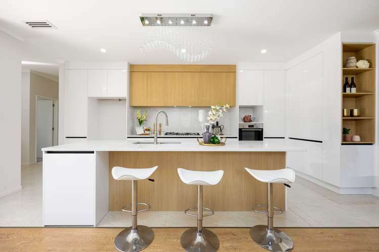 4 Koromeke Street Flat Bush_7