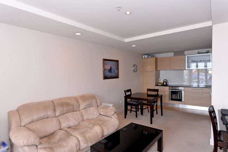 15/5 Bisley Avenue Moana_3