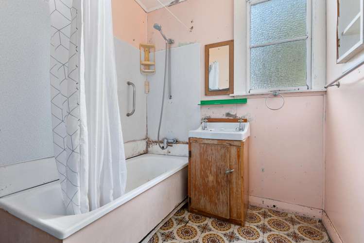 28 Railway Crescent Masterton_12