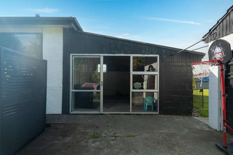 61 Half Mile Road Tuatapere_25