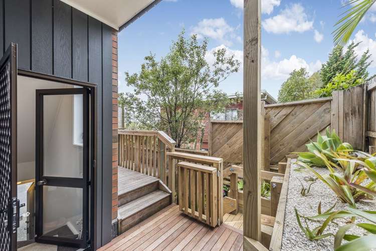 13/16 Mahara Avenue Birkenhead_19