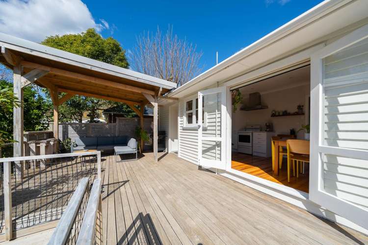 89 Hine Road Wainuiomata_12