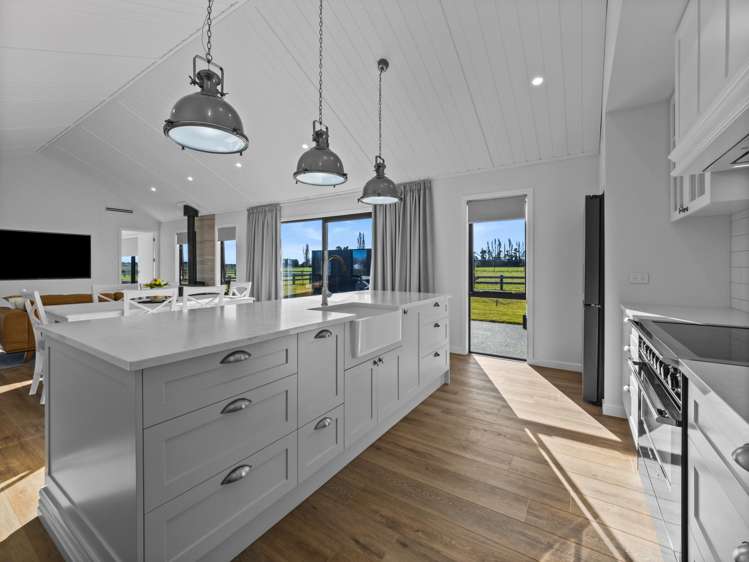2 Springdale Close_5