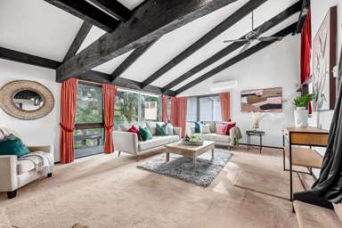 8 Freemans Way_2