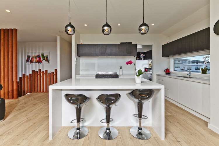 12 Tuangi Street Long Bay_8