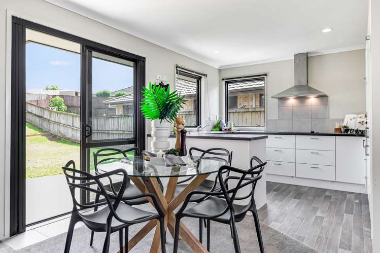 12 Edward Street Grandview Heights_10