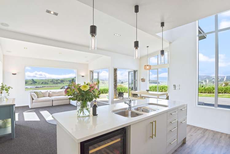 4 Ohiwa Harbour Road Waiotahe_10