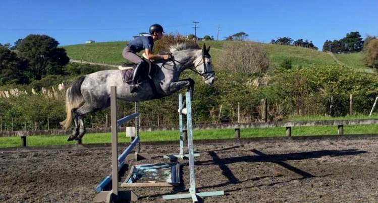 19 Valley Road Waitoki_31