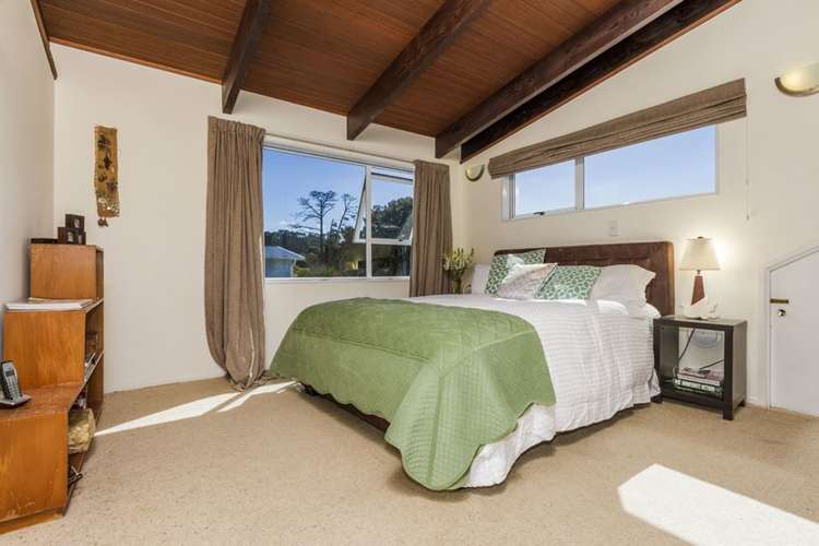 20 Crocombe Crescent Beach Haven_15