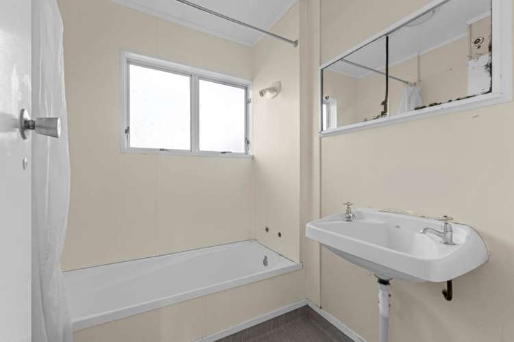 118 Bolton Street Blockhouse Bay_15