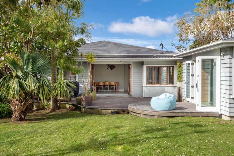 32 Huia Road Pt Chevalier_0