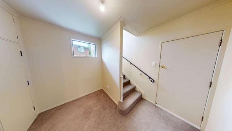 16 Dittmer Drive 10921_11