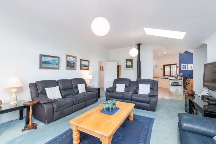 39 Kahikatea Lane Brown Owl_18