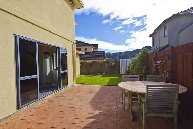 52 Downing Street Crofton Downs_20