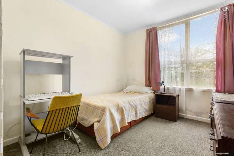 32 Barbary Avenue Kelston_10