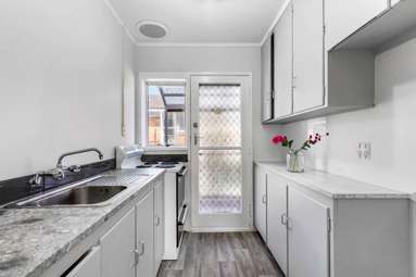6/253 Balmoral Road_4
