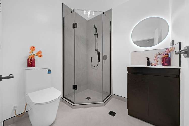 8B Von Sturmer Street_3