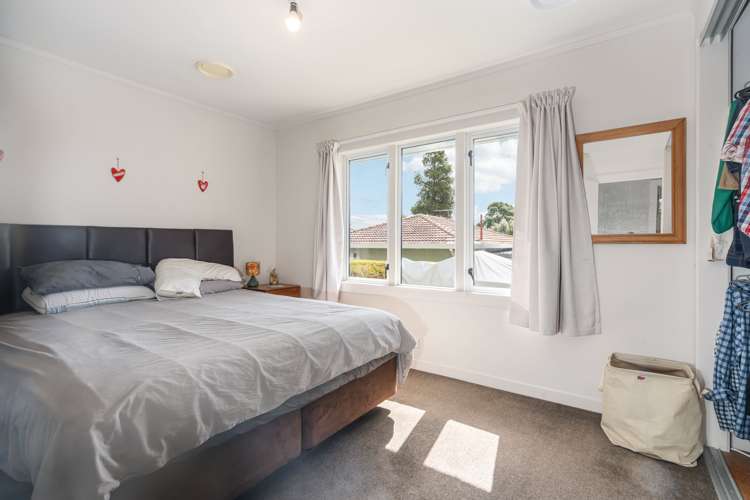 45 Flanshaw Road Te Atatu South_8