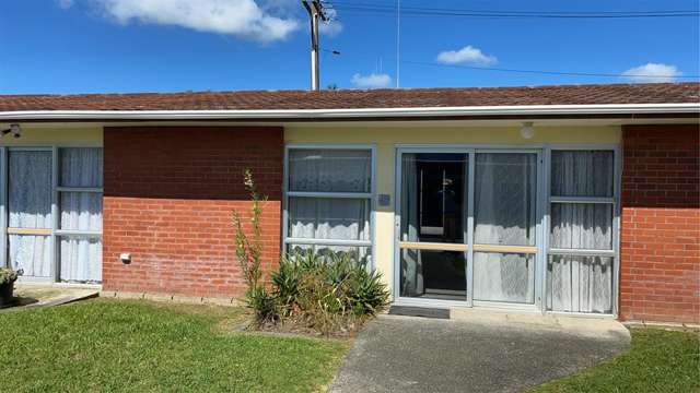 Neat and Tidy Unit in the Avenues