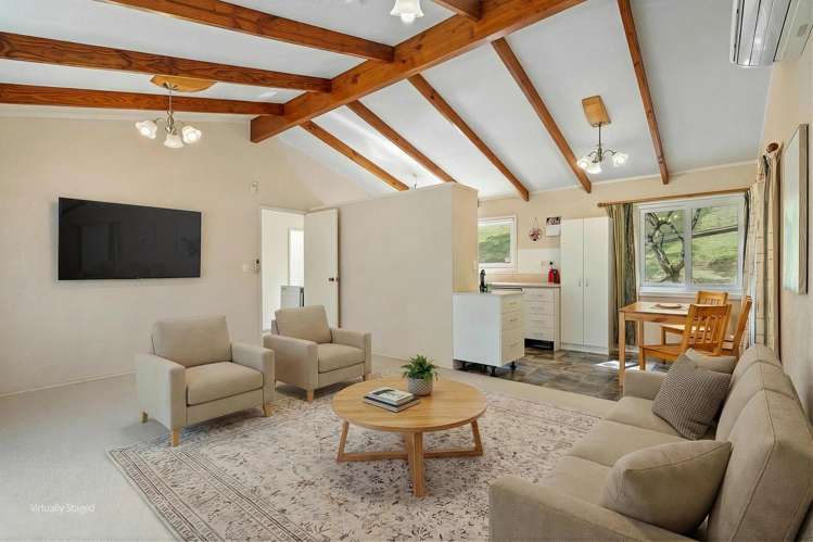 9 Redwood Rise Horahora_4