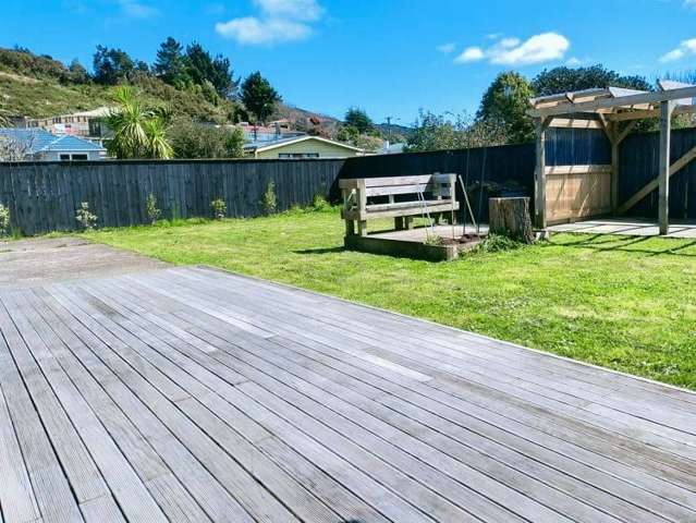 49 Hyde Street Wainuiomata_3