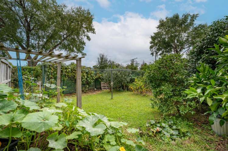 30 Barrie Crescent Silverdale_14