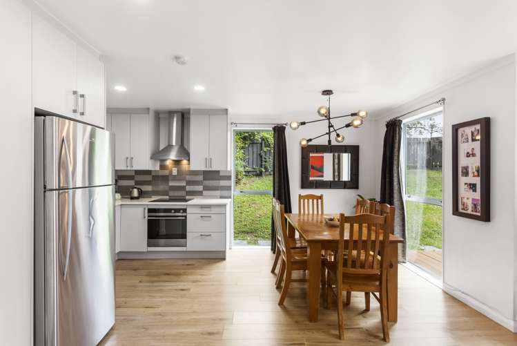 1/351 West Coast Road Glen Eden_6