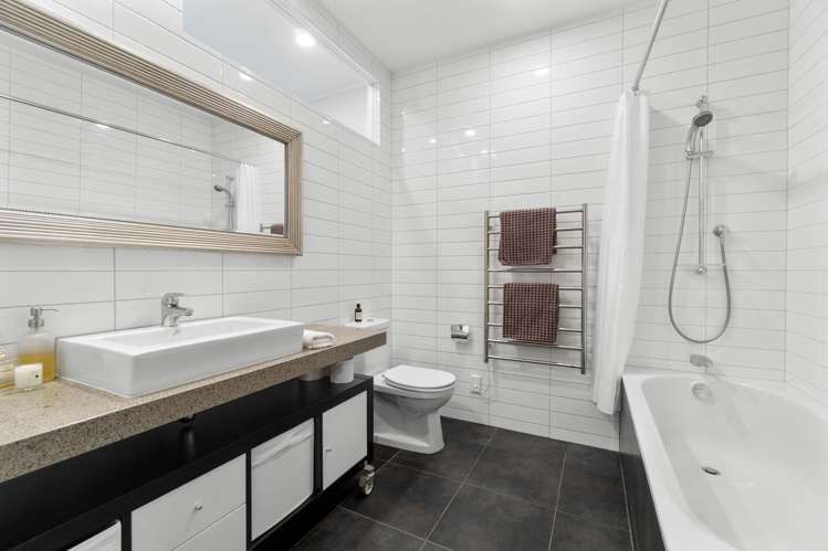 6 Garry Road Mount Eden_20