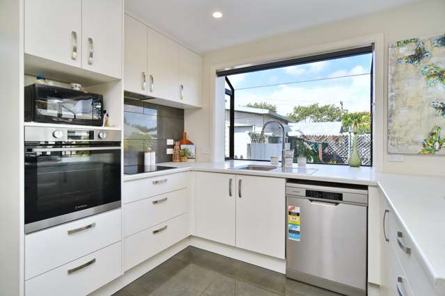 60 Sturrocks Road Redwood_1