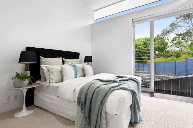 2/6 Parr Terrace Castor Bay_12