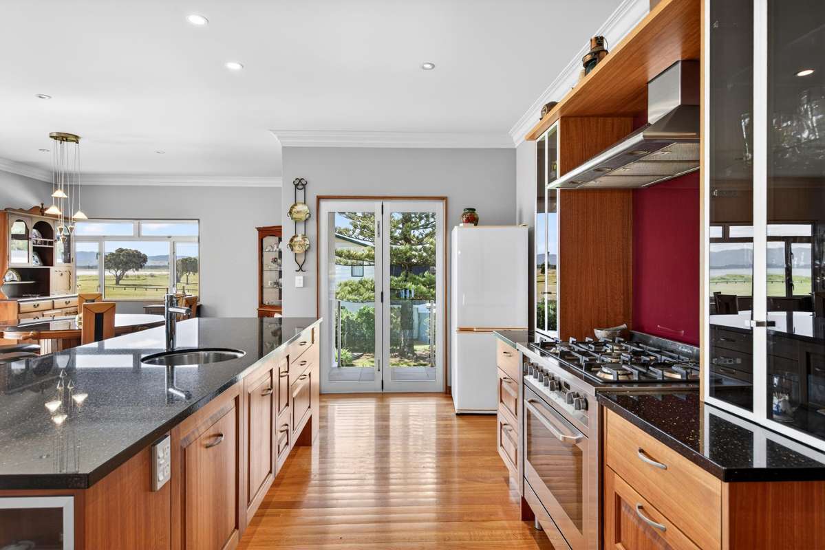 22 Pohutukawa Drive_5