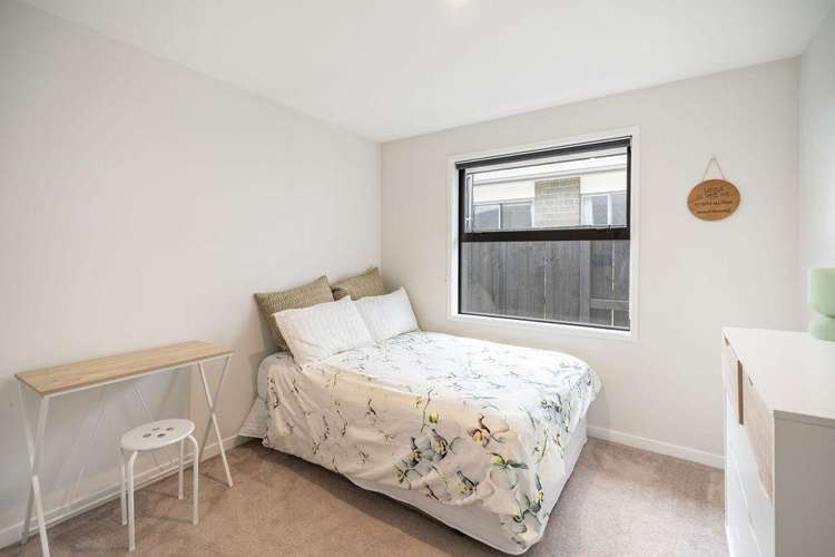 76 Puhirake Crescent Pyes Pa_14