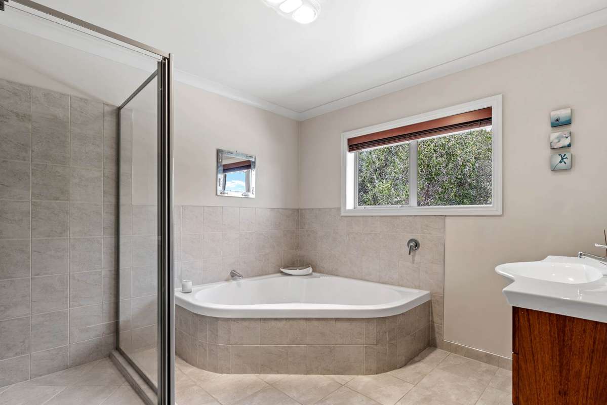 240 Three Oaks Drive_1