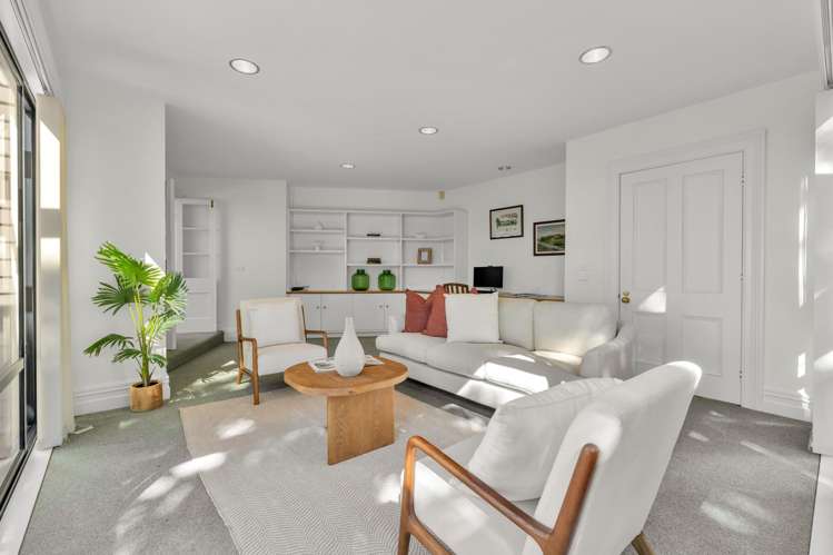 568 South Road Omata_13