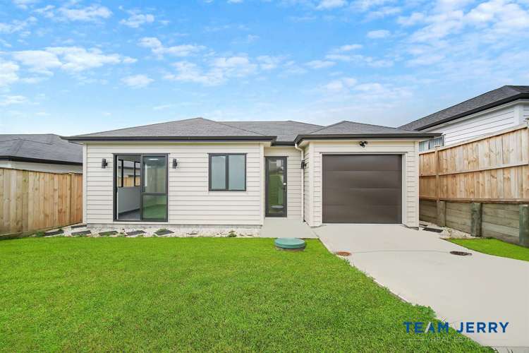 30 Dungloe Avenue Flat Bush_19