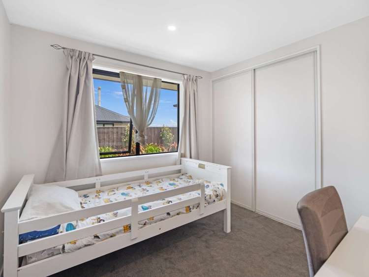 4 Shillingford Boulevard Rolleston_24