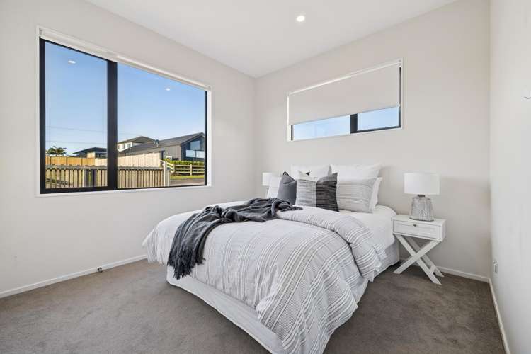 5 Byron Drury Way Riverhead_12