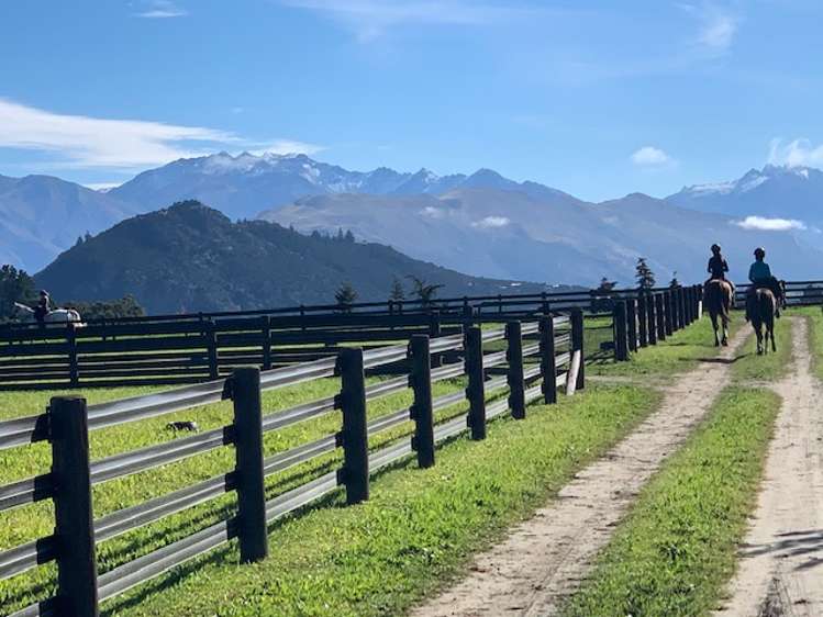474 Wanaka-Luggate Highway Wanaka_22