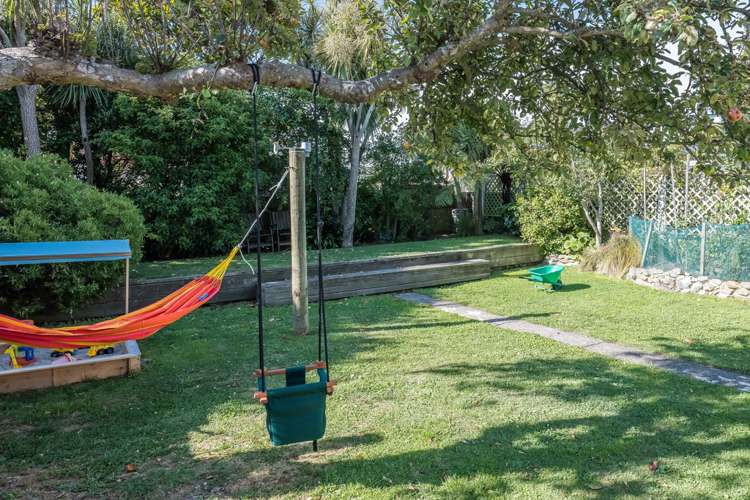 6 Angus Avenue Berhampore_16