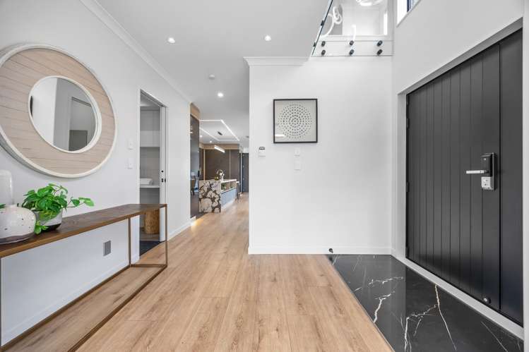 14 Tiro Street Flat Bush_13