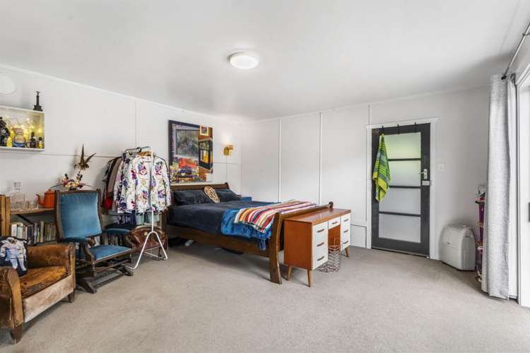 2E Foster Avenue Huia_14