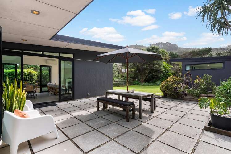 8 Erangi Place Bethells Beach_22