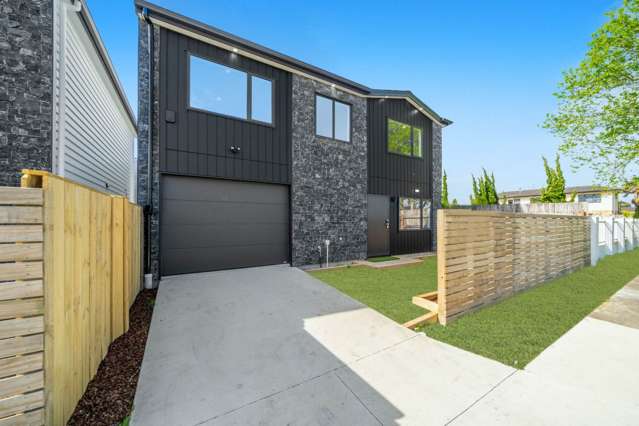 "Road Frontage Freehold Standalone Home"