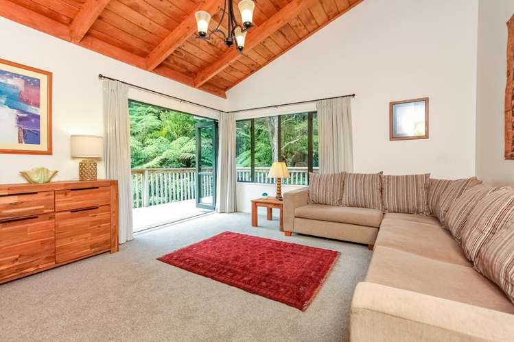 366a Huia Road Titirangi_10