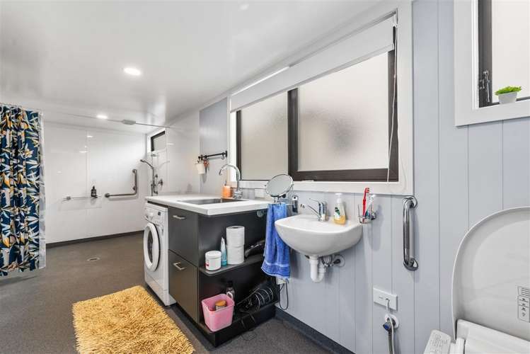 32a Holland Street Glenholme_6