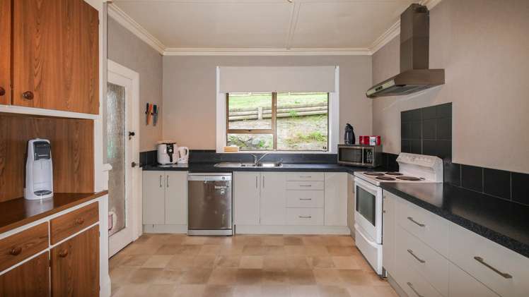 67 Forfar Street Clyde Hill_5